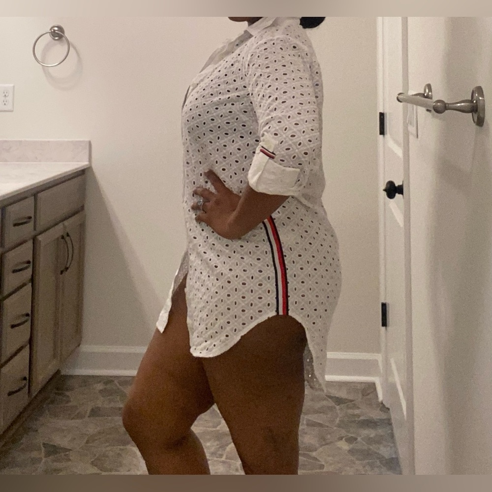 Tommy Hilfiger eyelet shirt (bikini swim suit cover up) - Picture 4 of 5